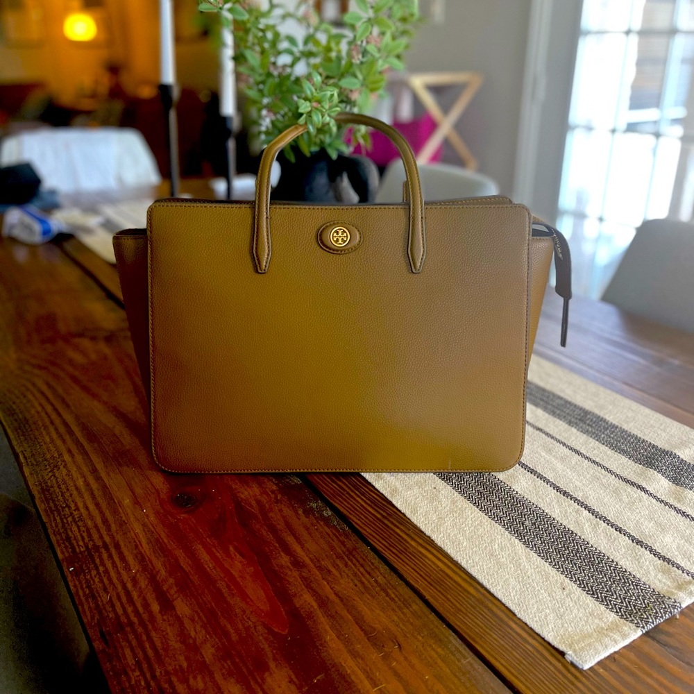 Tory Burch Robinson Leather Tote